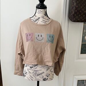 Made in Italy ;Smiley Face Graphic Cropped Sweatshirt